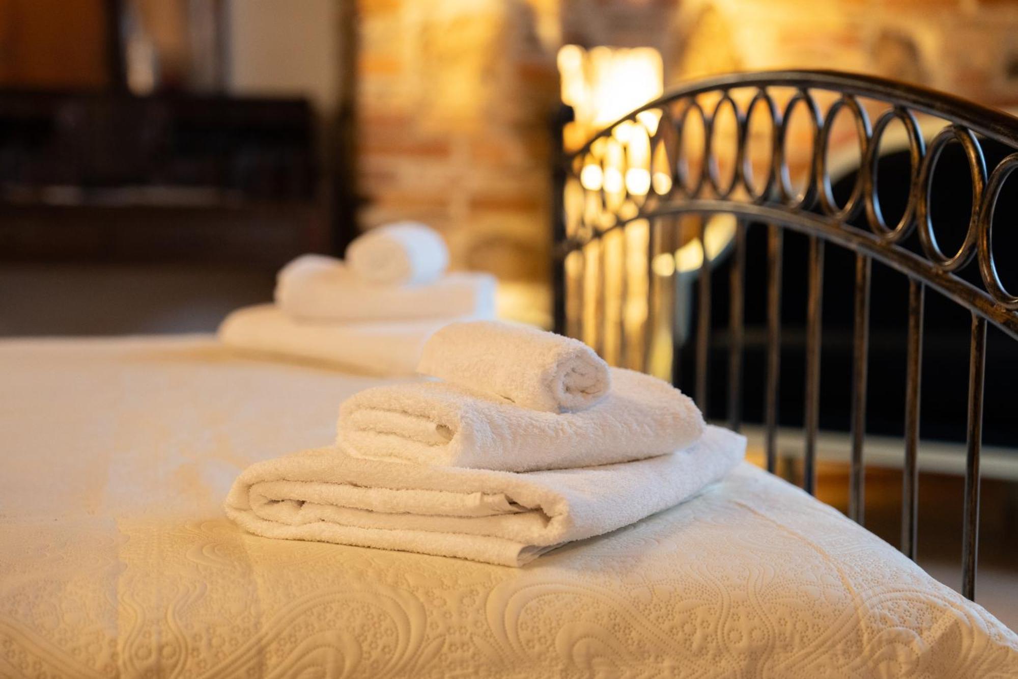 Residenza L'Antico Borgo Hotel Filadelfia Phòng bức ảnh