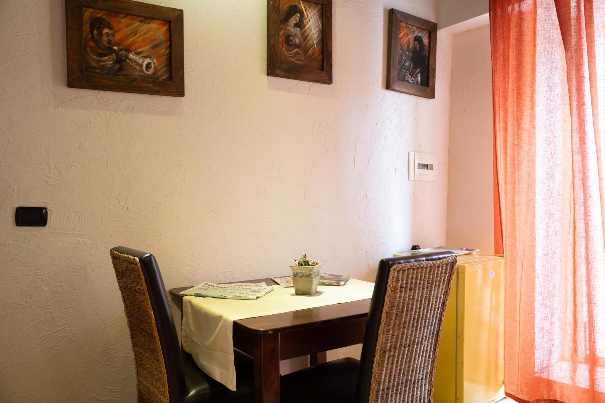 Residenza L'Antico Borgo Hotel Filadelfia Phòng bức ảnh