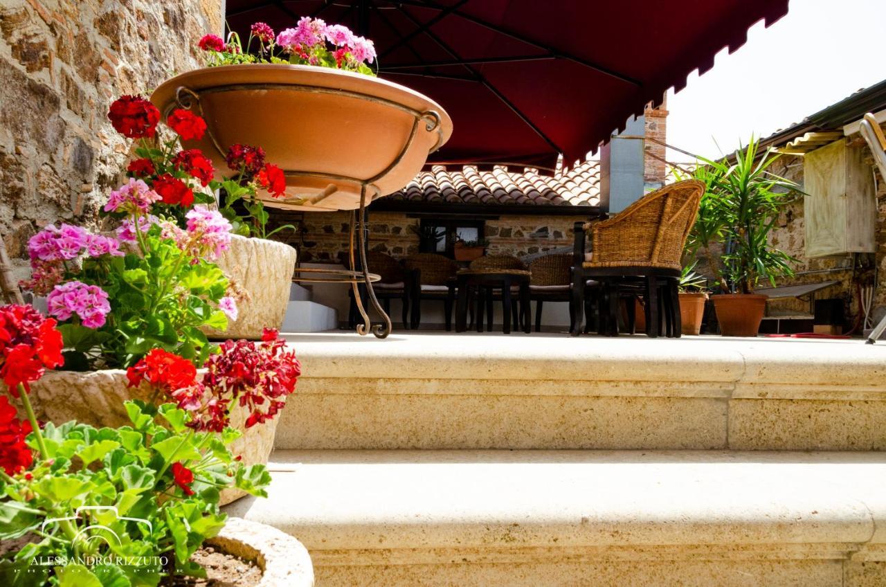 Residenza L'Antico Borgo Hotel Filadelfia Ngoại thất bức ảnh